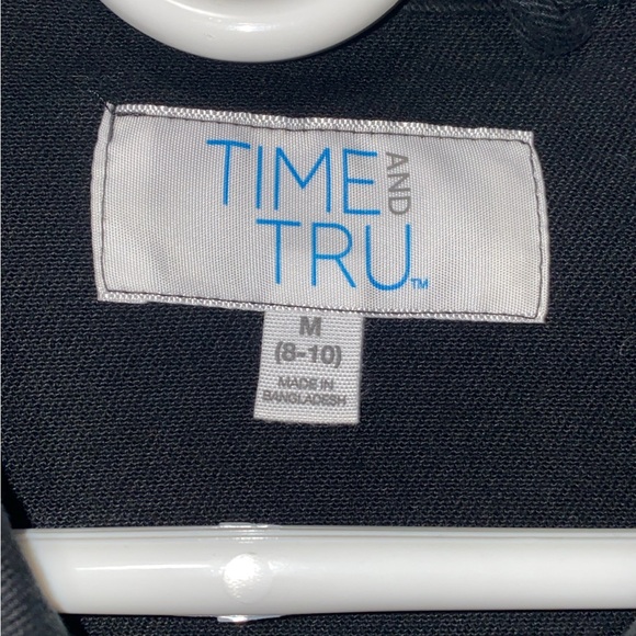 Time and Tru Black Denim Jacket - Picture 2 of 2